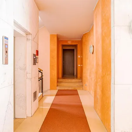 아파트 Franklin's House *